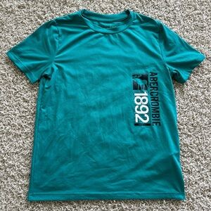 abercrombie kids Boys 11/12 Teal T-Shirt
